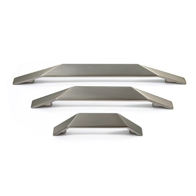CL387 FURNITURE HANDLE / MAT NICKEL 