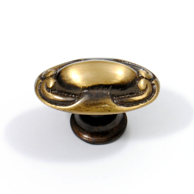 C712 FURNITURE KNOB / ANTIQUE 