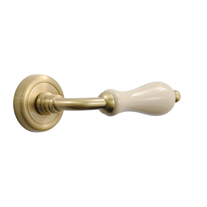 CIGNO ROSETTE / MATT GOLD - PORCELAIN