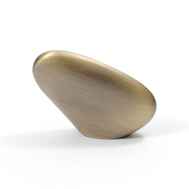 M160 FURNITURE KNOB / ANTIQUE 