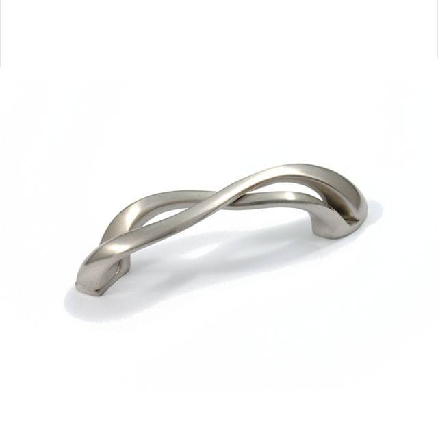 B1359 FURNITURE HANDLE / MAT NICKEL