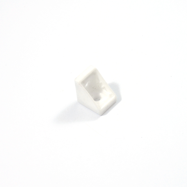 BACK BOARD CORNER CONNECTOR 18mm WHITE