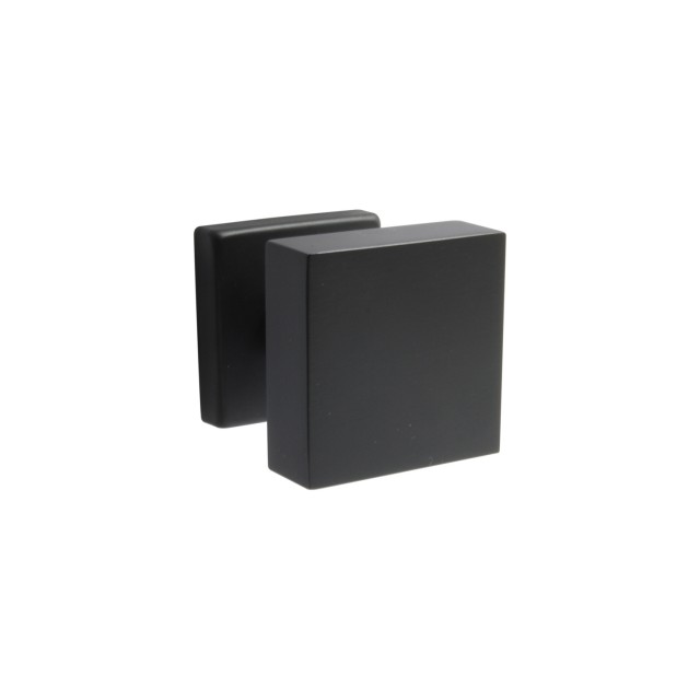 QUADRI SQUARE DOOR HANDLE / MATT BLACK