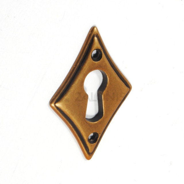 DIAMOND SHAPE KEYHOLE / ANTIQUE 