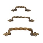 TWISTED PULL HANDLE WITH EXTERNAL SCREWS / ANTIQUE 