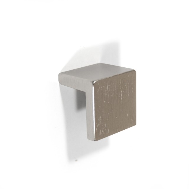 M.003 FURNITURE KNOB L-SHAPE 25 / MAT NICKEL 