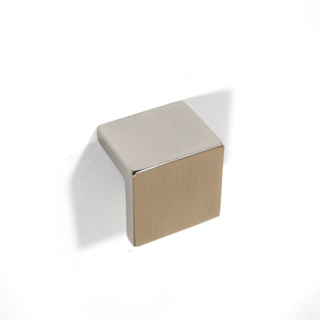 M.003 FURNITURE KNOB L-SHAPE 25 / MAT NICKEL 