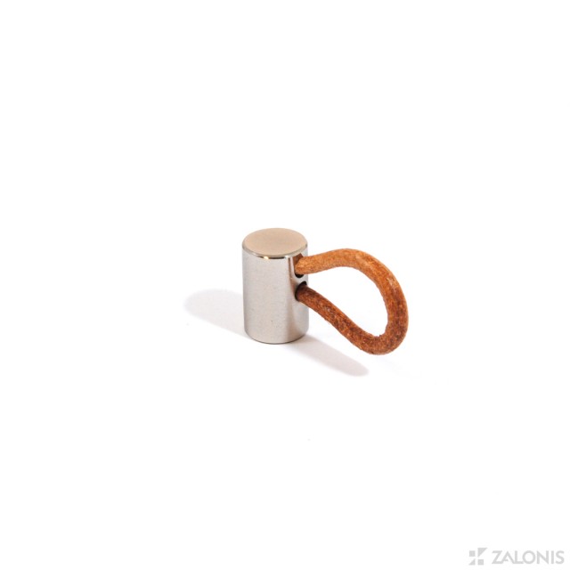 FURNITURE KNOB WITH LEATHER 14 VERTICAL / MAT NICKEL