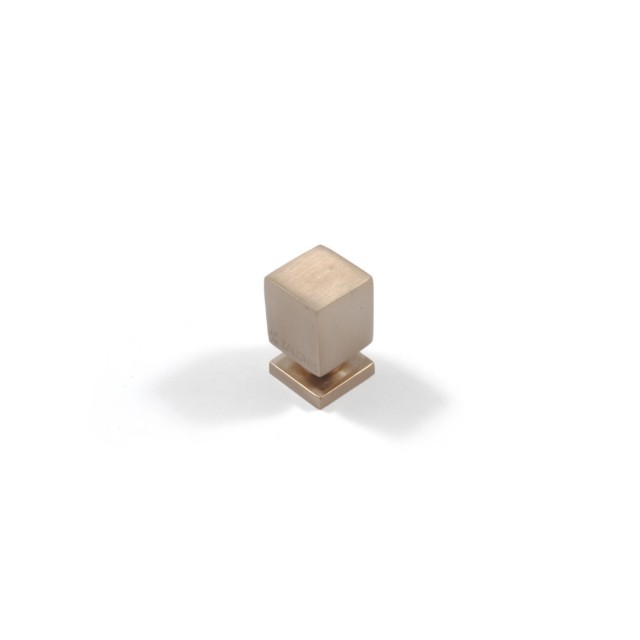 SQUARE FURNITURE KNOB / MATT NICKEL