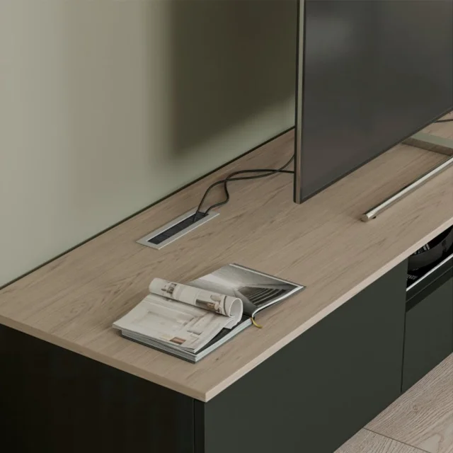 ΔΙΟΔΟΣ ΚΑΛΩΔΙΩΝ ΜΕ ΒΟΥΡΤΣΑΚΙ / 180x51 mm / ΑΛΟΥΜΙΝΙΟ